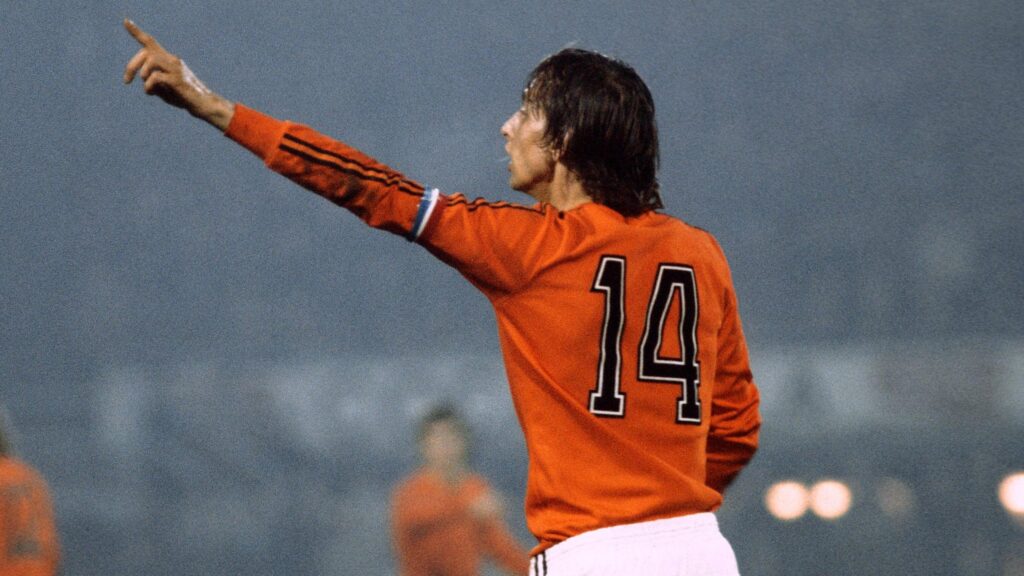 Johan-Cruyff-the-great-footballer